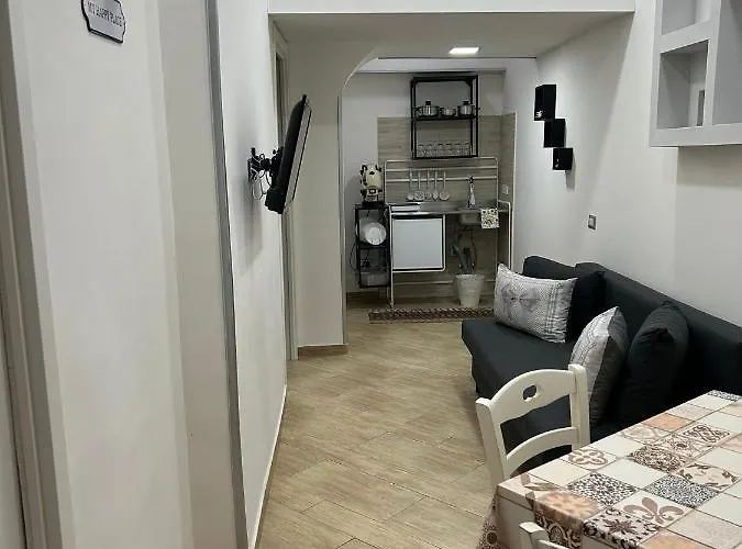 House Gio Gio'